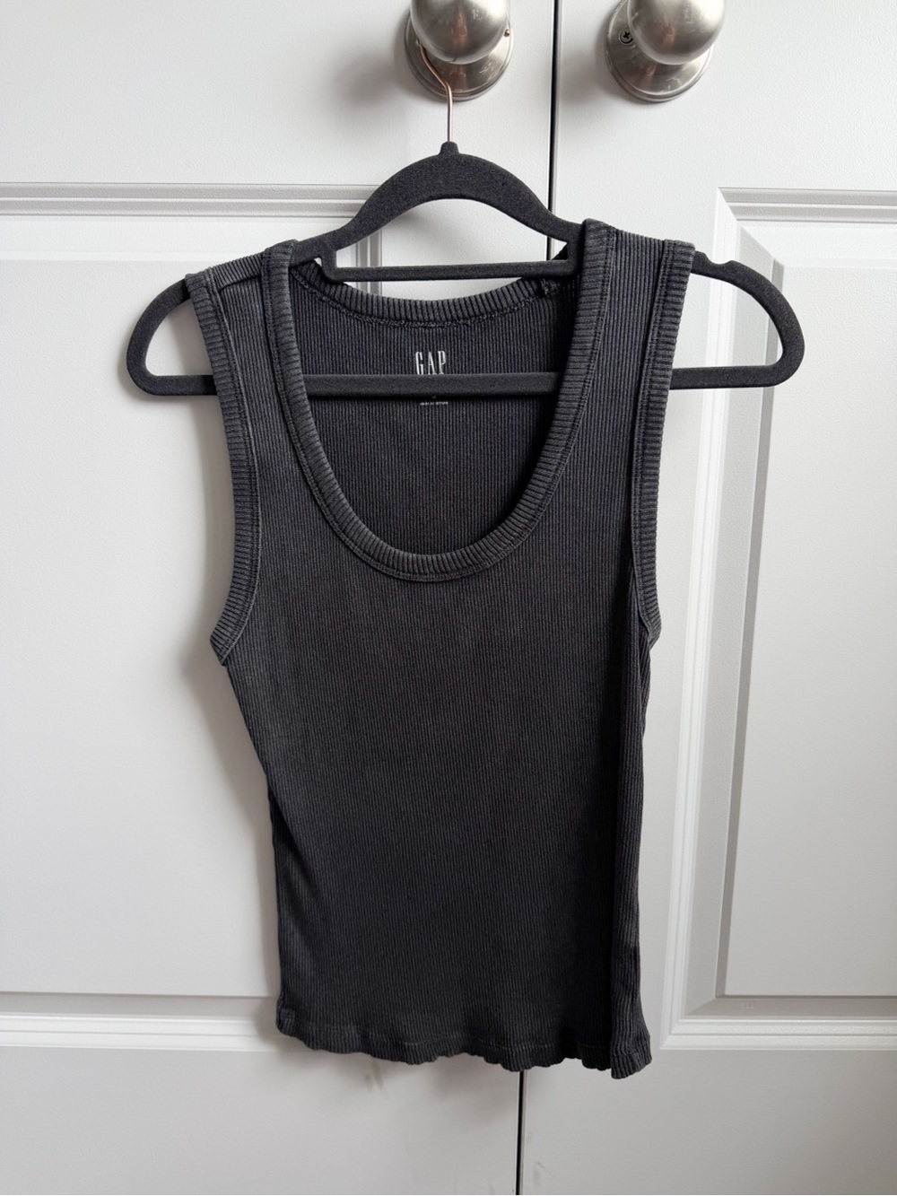GAP Women's Ribbed Tank Top in Washed Black